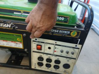 4000 watt LiFan gas generator.  Was over $600 @ walmart