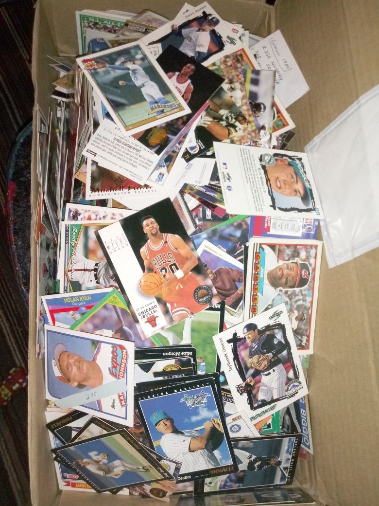 MAKE OFFER! 350+ Rookie player Cards in Mint Condition