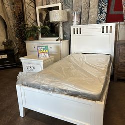 Twin Bed Set