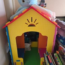 Costco Kids Playhouse