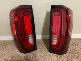 Factory OEM 2019-2026 GMC Sierra 1500 LED Taillights 2025 Take-Offs