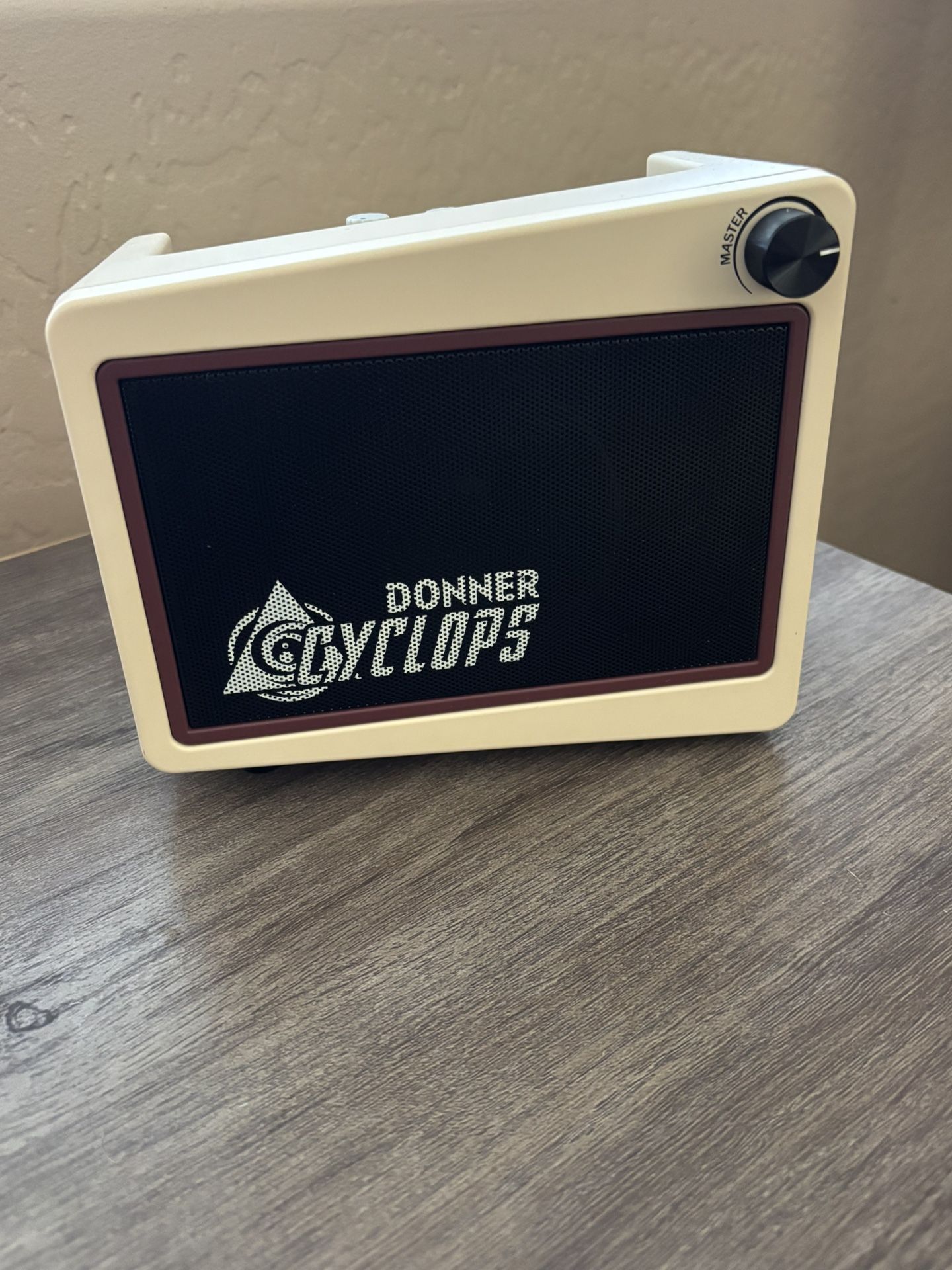 Donner Cyclops Portable Guitar Amp/ Bluetooth Speaker