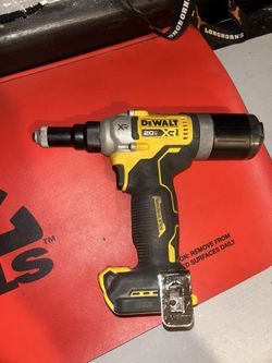 Dewalt Rivet Gun 1/4 