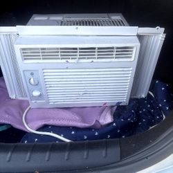 AC Window Unit 