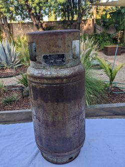 10 gallon propane tank