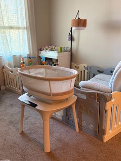 4 moms Moving Bassinet