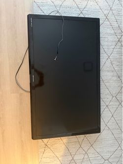 Emerson 46” TV