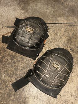 Knee pads