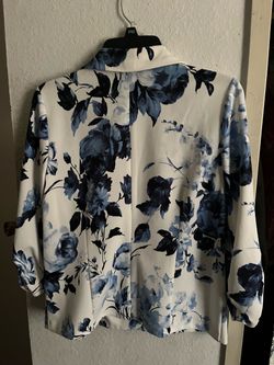 Women’s open front blazer