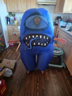 Costume