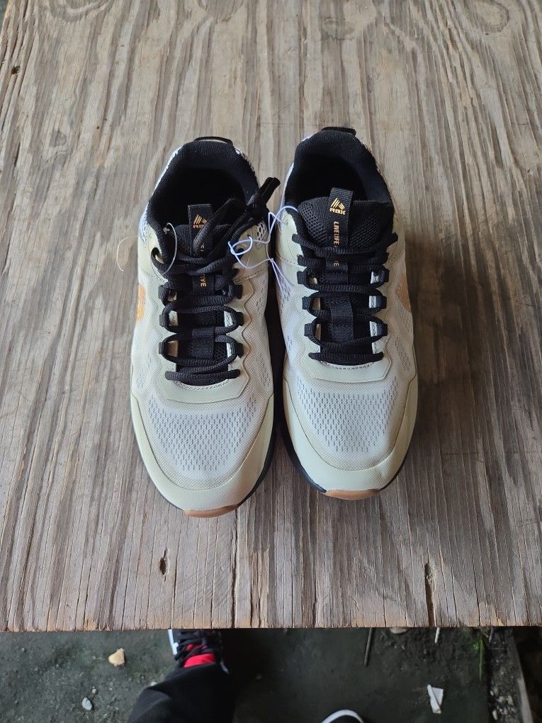 New Reebok Active Life Air Bubble Running Shoes Men Size 10 Tan/white