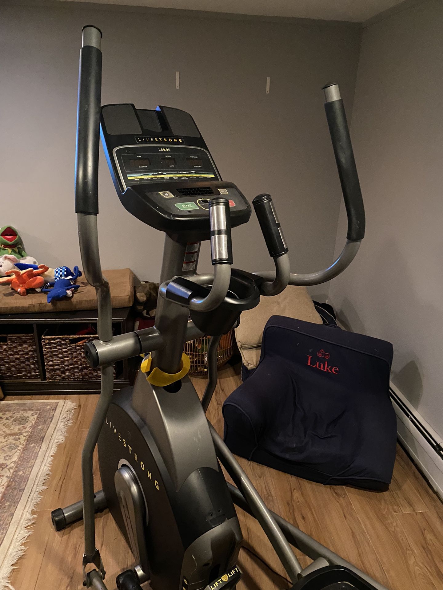 Livestrong ls8 0e elliptical review sale