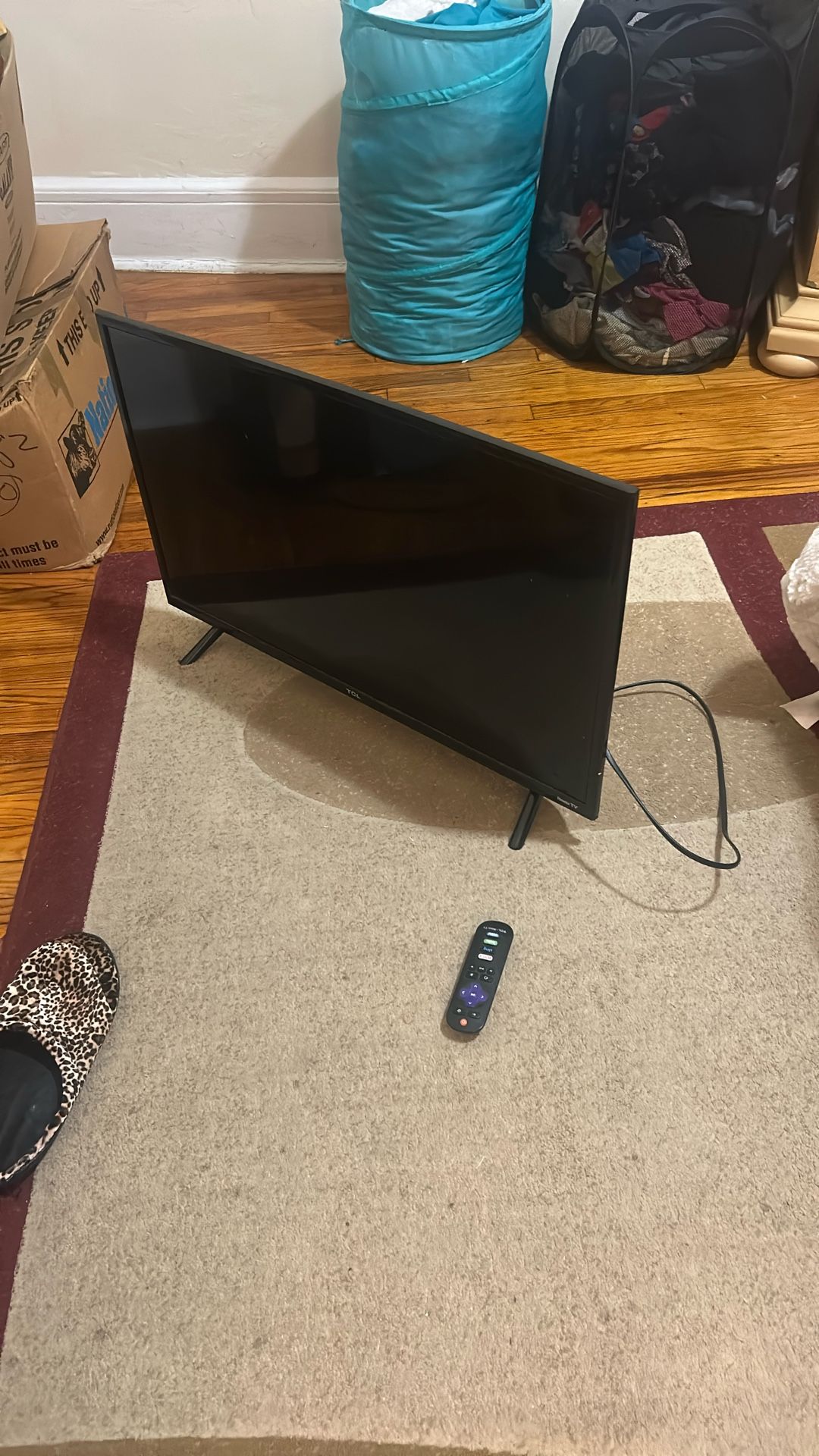 32-inch Roku Smart LED TV (1080p Full HD) from TCL’s S301 Series.