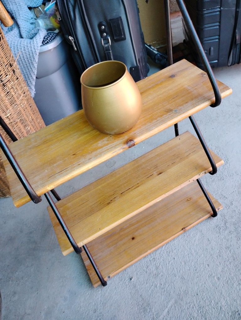 Hanging 3 Shelf Rack