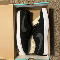 Nike SB Portmore II Solar Low Gray