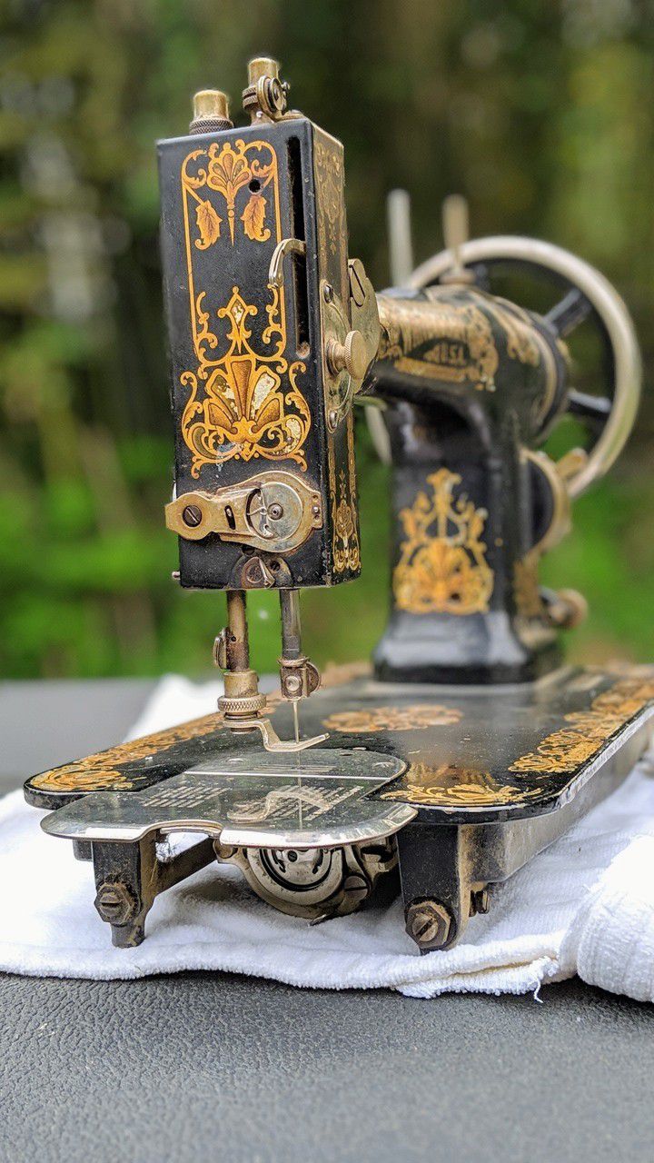 Sewing Machine, Vintage