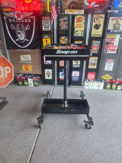 Snap-on’s OSTPC Service Tray