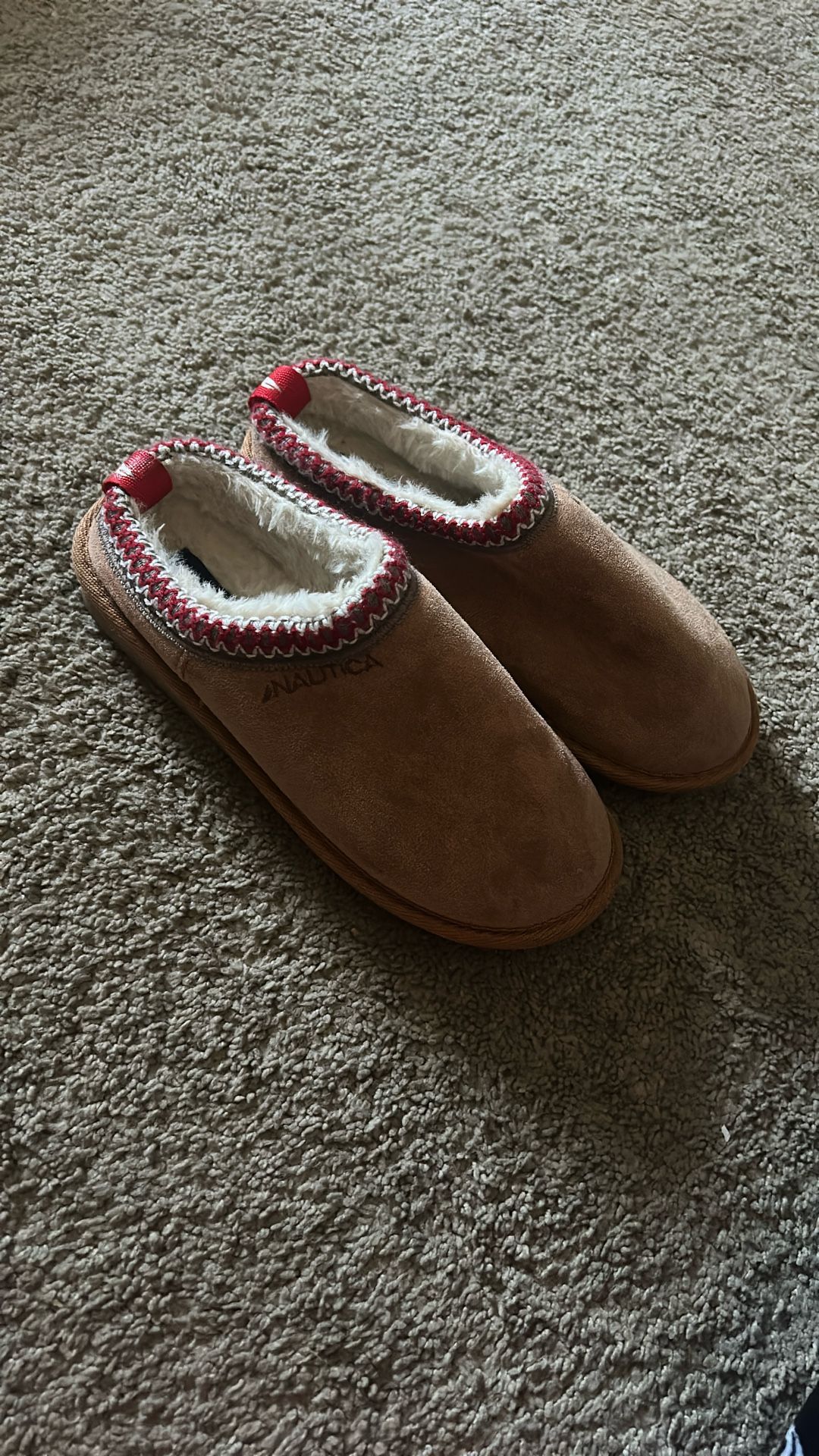 Ugg NĂ¡utica