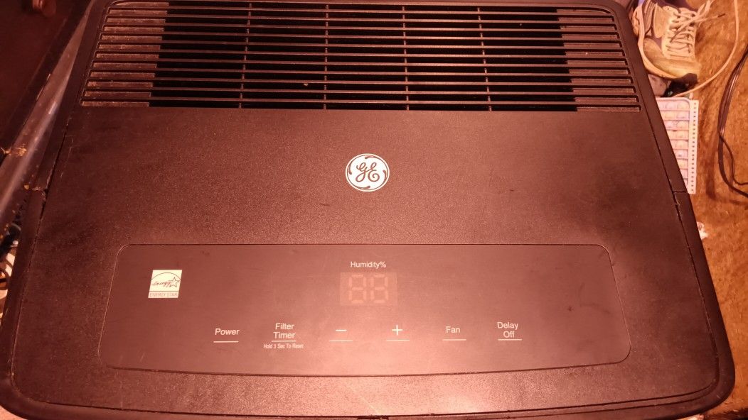 GE Dehumidifier 