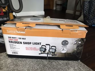 Halogen shop light