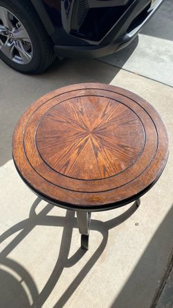 Round Wood Table