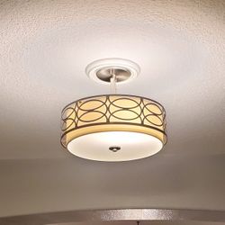 2 Ceiling Lights 