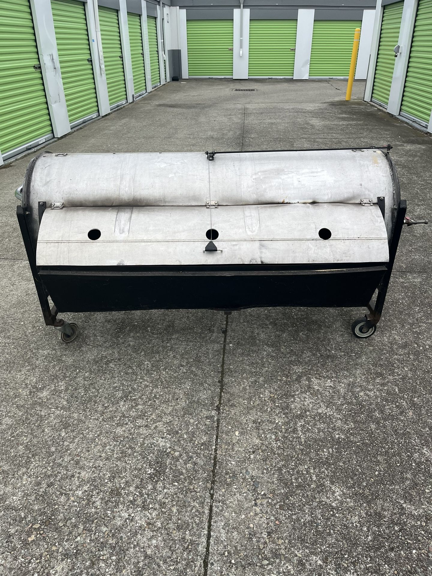 ROTISSERIE (Lamb, Goat, Pig, Chicken)