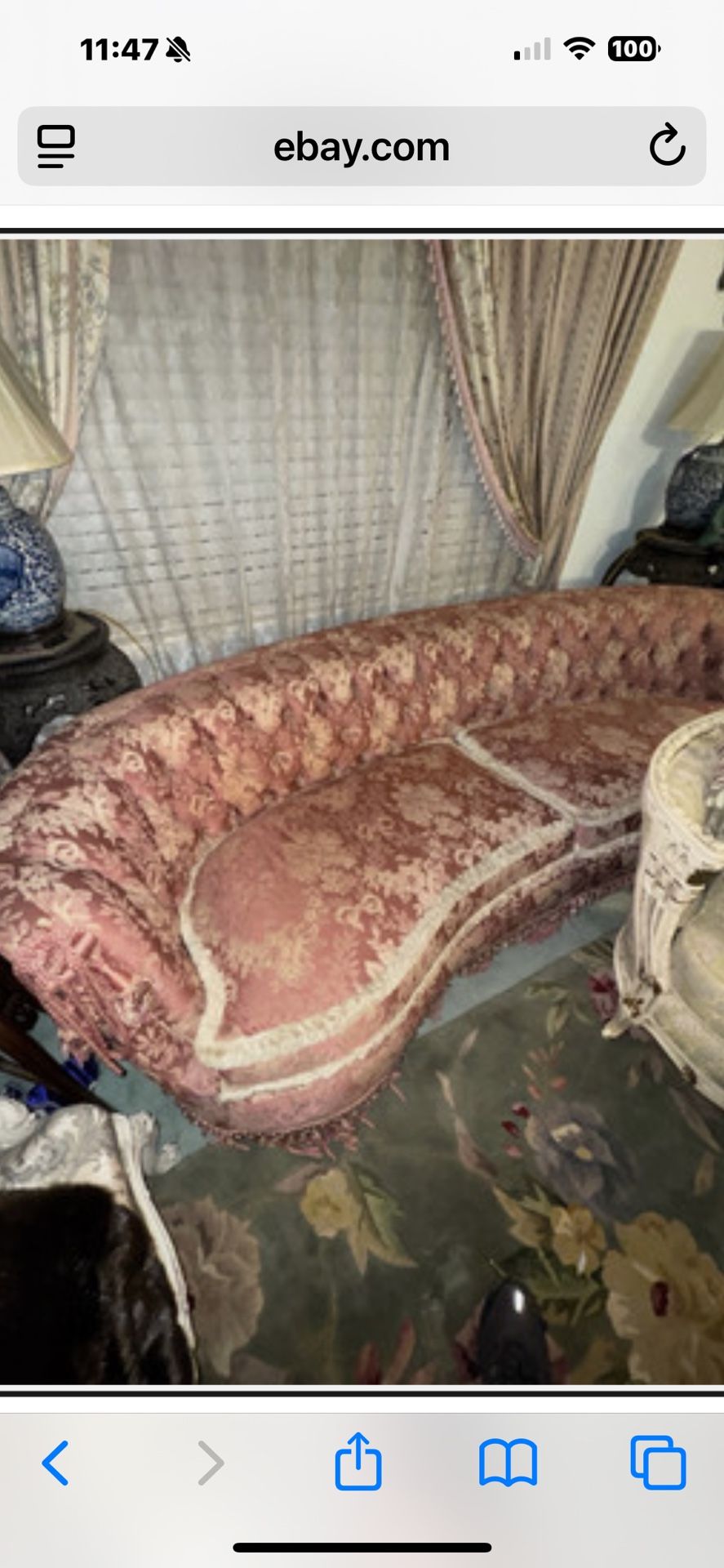 Beautiful Vintage Pink Sofa