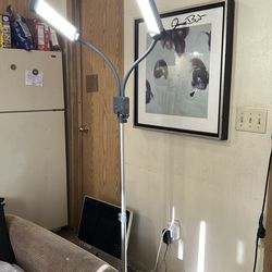 Glamcor Professional Lighting