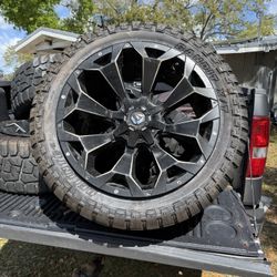 Mud Tires 8 Lug