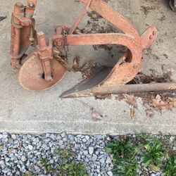 Allis Charmers Model G  Plow