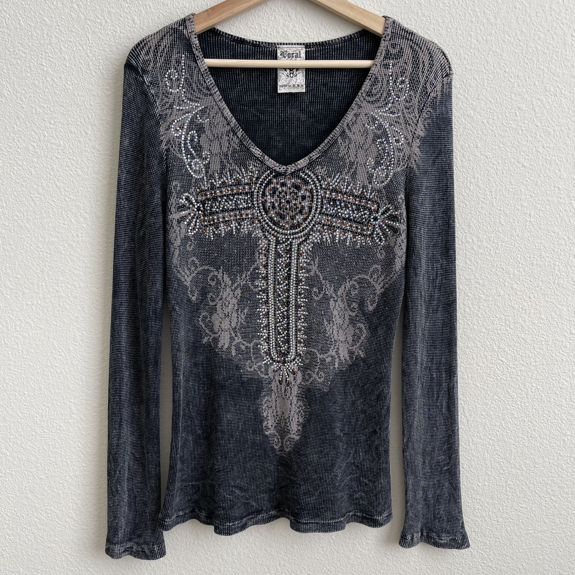 VOCAL Edgy Dark Grey Waffle Knit V Neck Rhinestone Cross Graphic Long Sleeve Tee