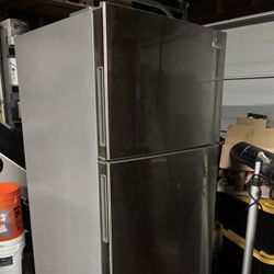 SILVER Frigidaire Refrigerator $270 OBO