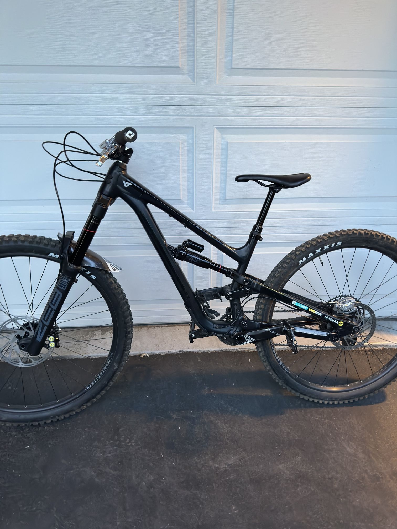 YT Capra Al 29er