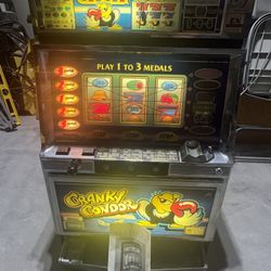Cranky Condor Japanese Slot Machine 