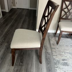 4 dining chair, solid wood excellent condition