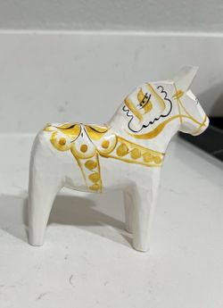 Rare Vintage Gold & White Dala Horses