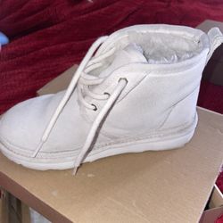 White Uggs 