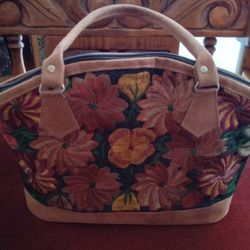 New Woman's Purse Handmade In Mexico 