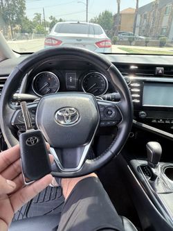 Car Keys N Remotes/ Llaves Con Control