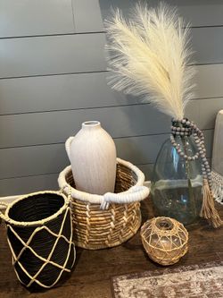 Baskets/Vases