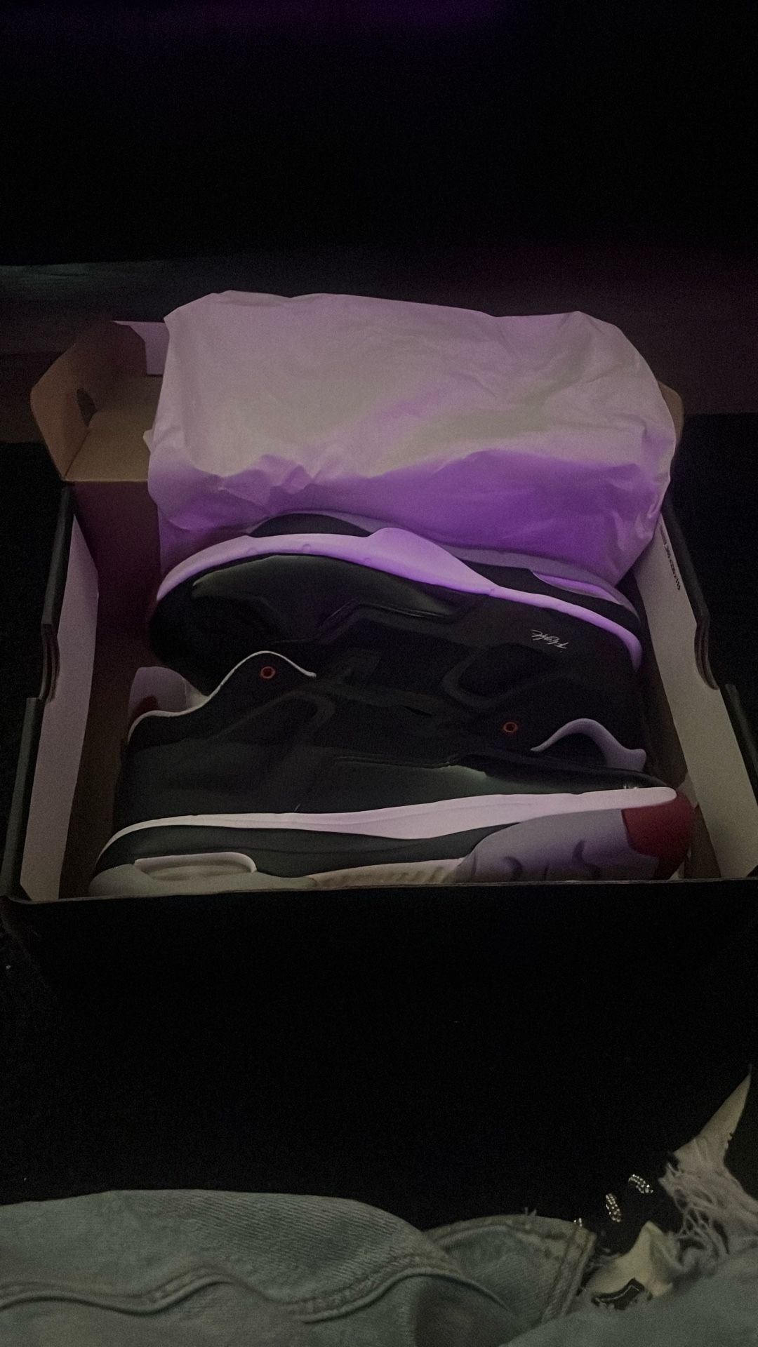 Jordan stay loyal 3s GS)