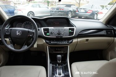2016 Honda Accord Thumbnail