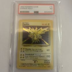PSA 7 NM Near Mint Zapdos HOLO Pokemon Base Set 1999 WOTC 