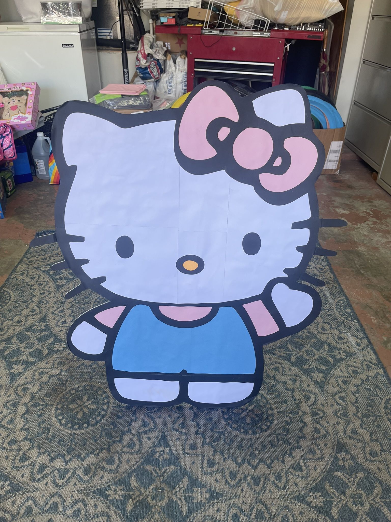 3 FOOT HELLO KITTY STANDING PARTY DECOR