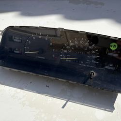 89-95 Toyota Cluster
