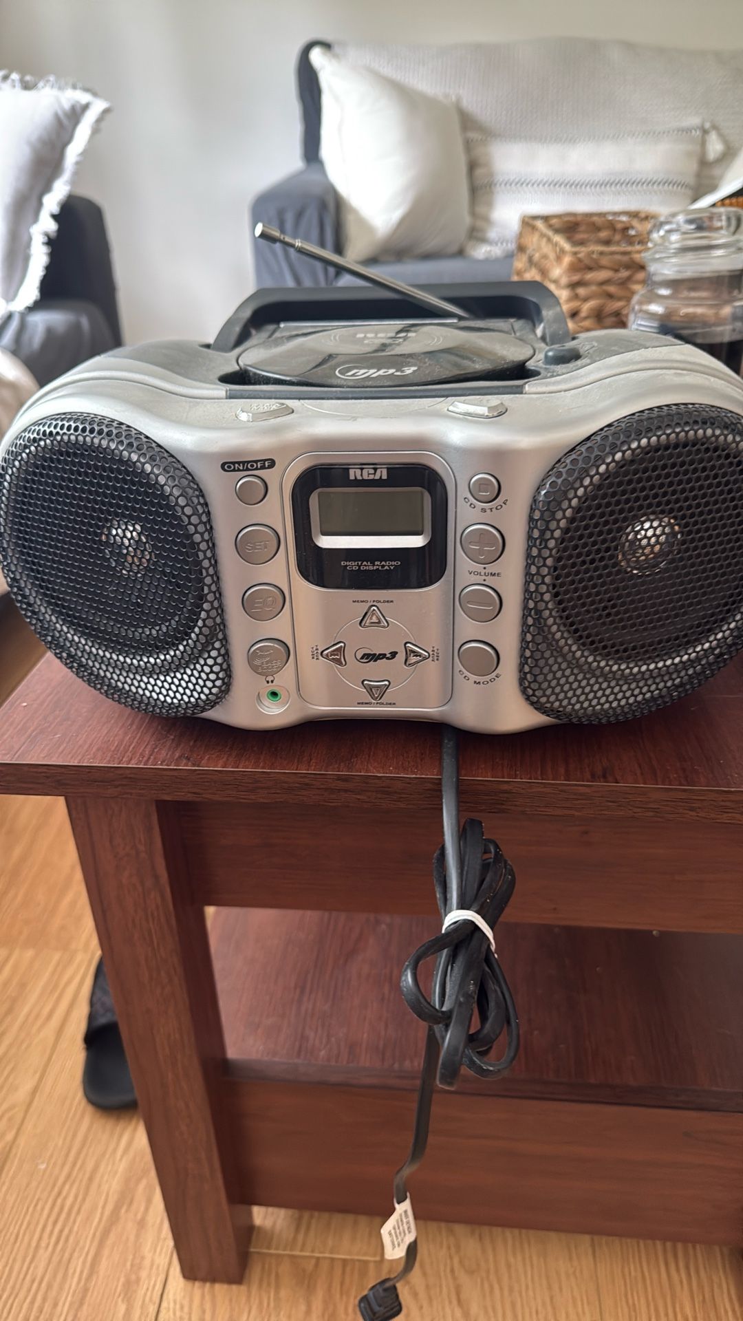 Radio And Cd Player