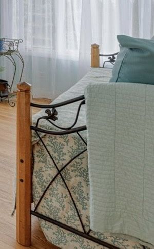 Daybed Ensemble
