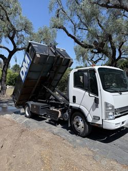 2019 Isuzu NPR