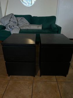 Black Nightstand Set